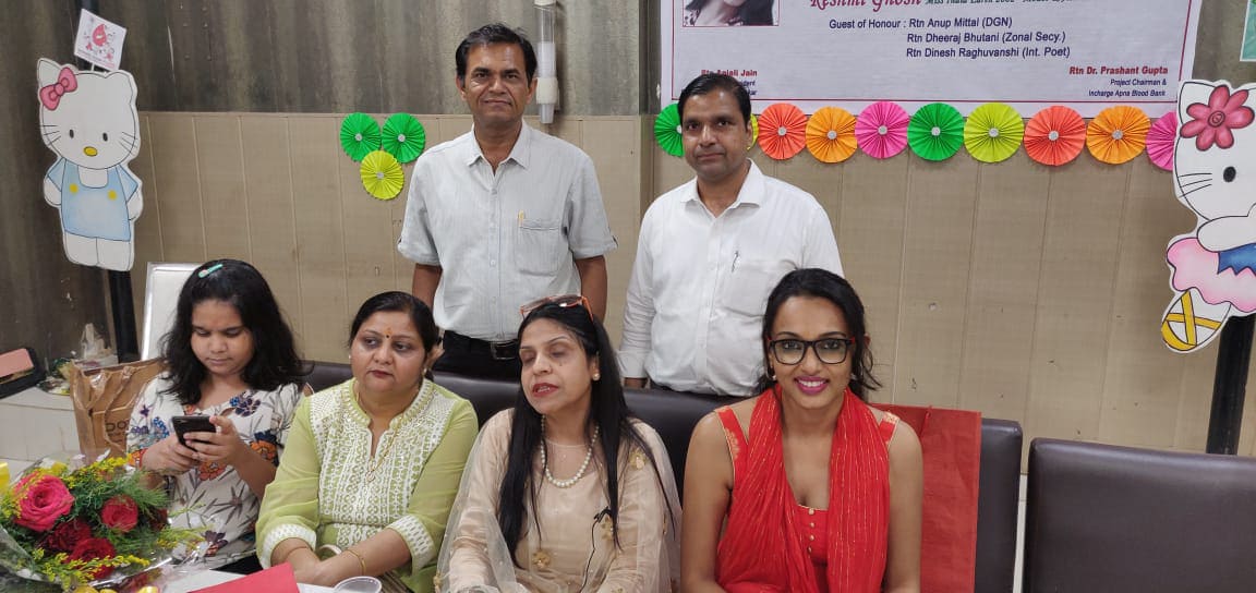 Reshmi Ghosh Came to palwal to bless thalassemic kids